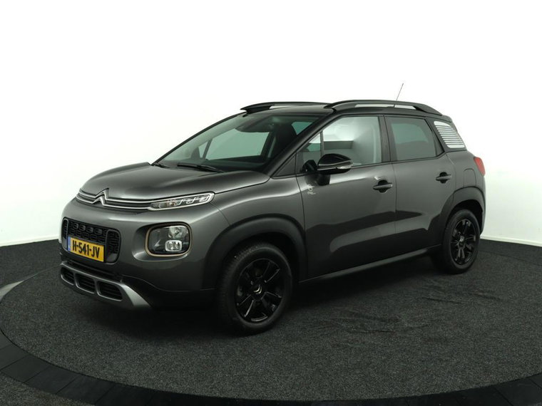 Vehicle Image 10