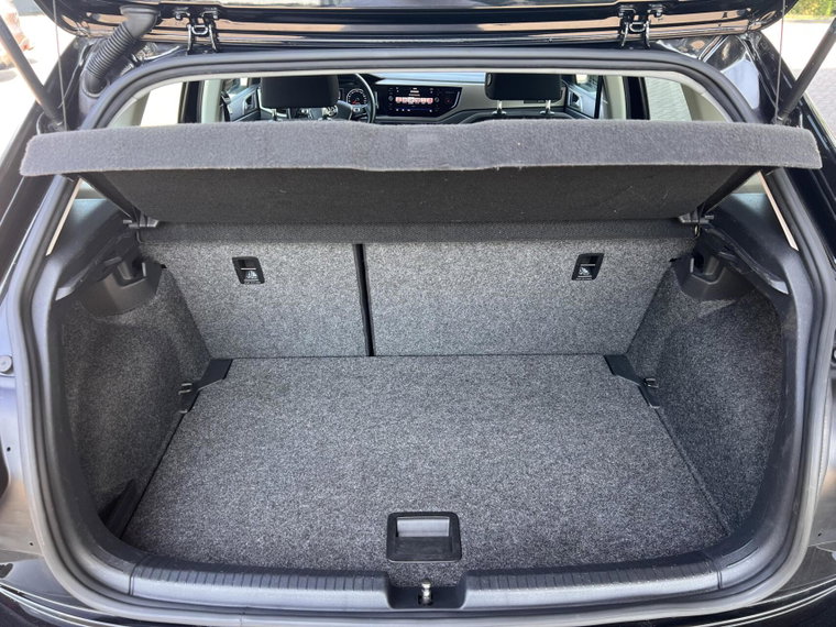 Vehicle Image 41