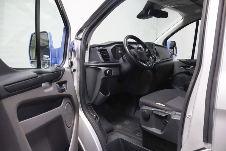 Vehicle Image 20