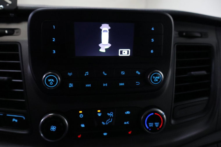 Vehicle Image 30