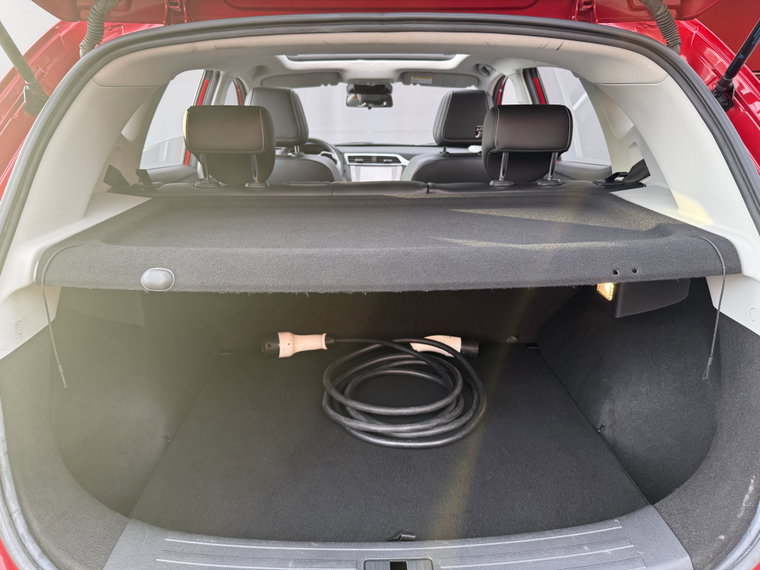 Vehicle Image 38