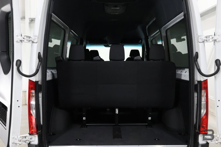 Vehicle Image 22