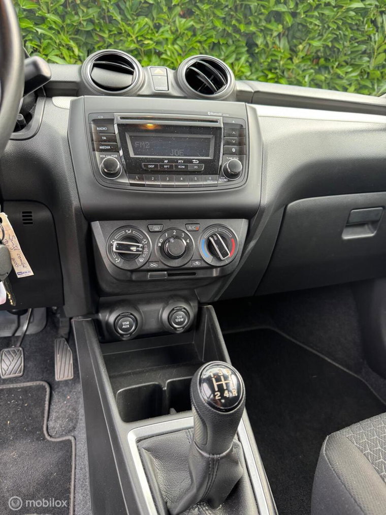 Vehicle Image 17