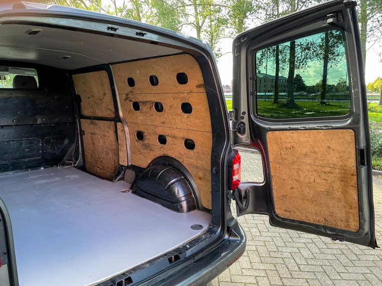 Vehicle Image 33