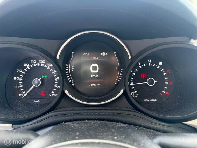 Vehicle Image 36