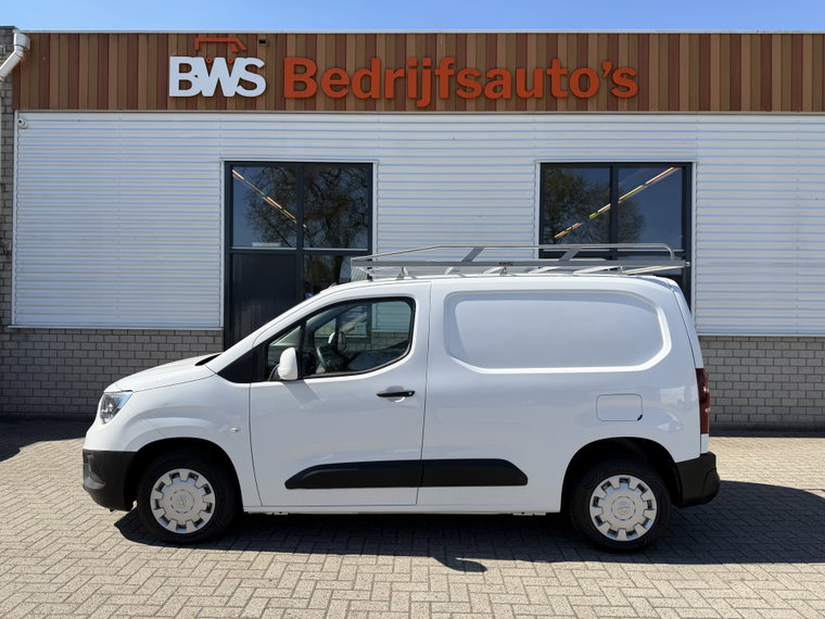 Vehicle Image 33