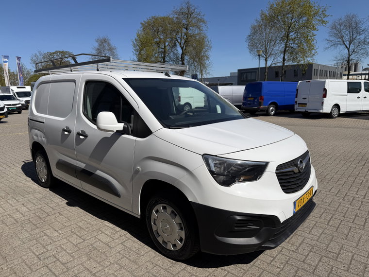 Vehicle Image 36