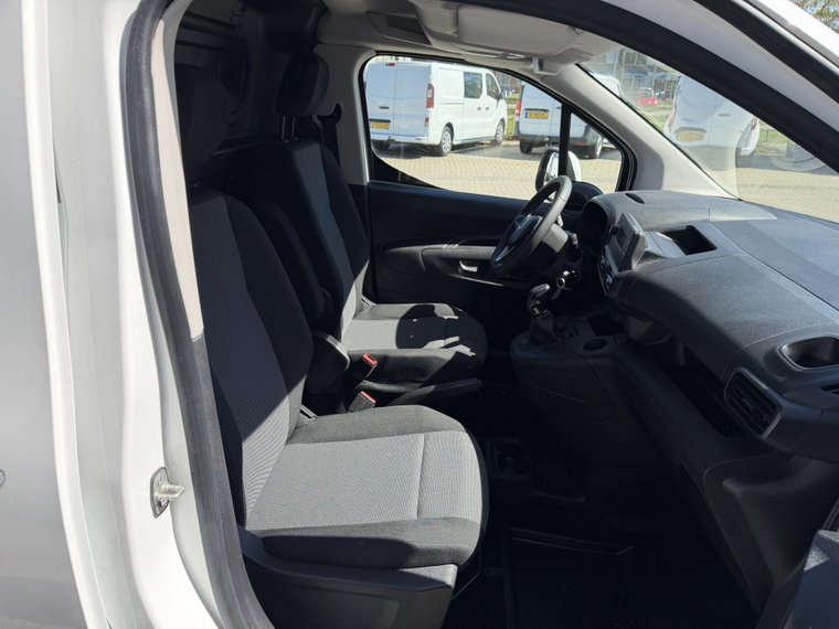 Vehicle Image 49
