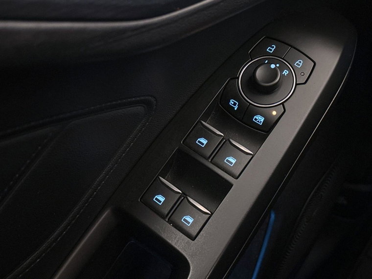 Vehicle Image 34
