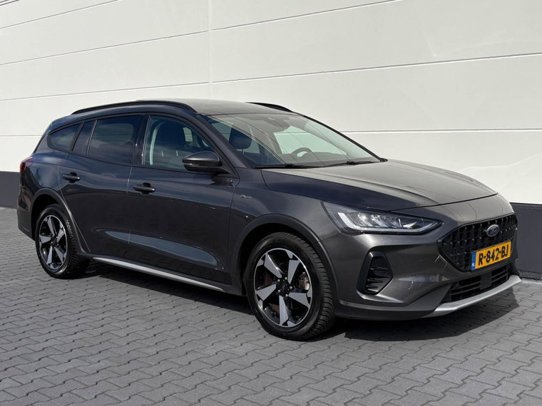 Vehicle Image 10