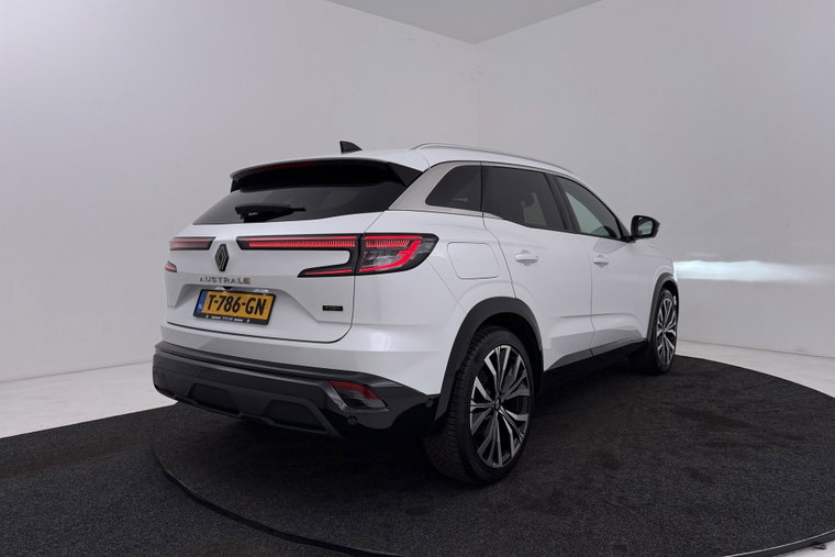 Vehicle Image 48