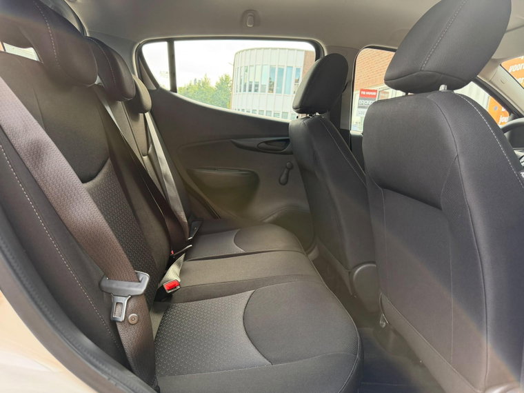 Vehicle Image 22