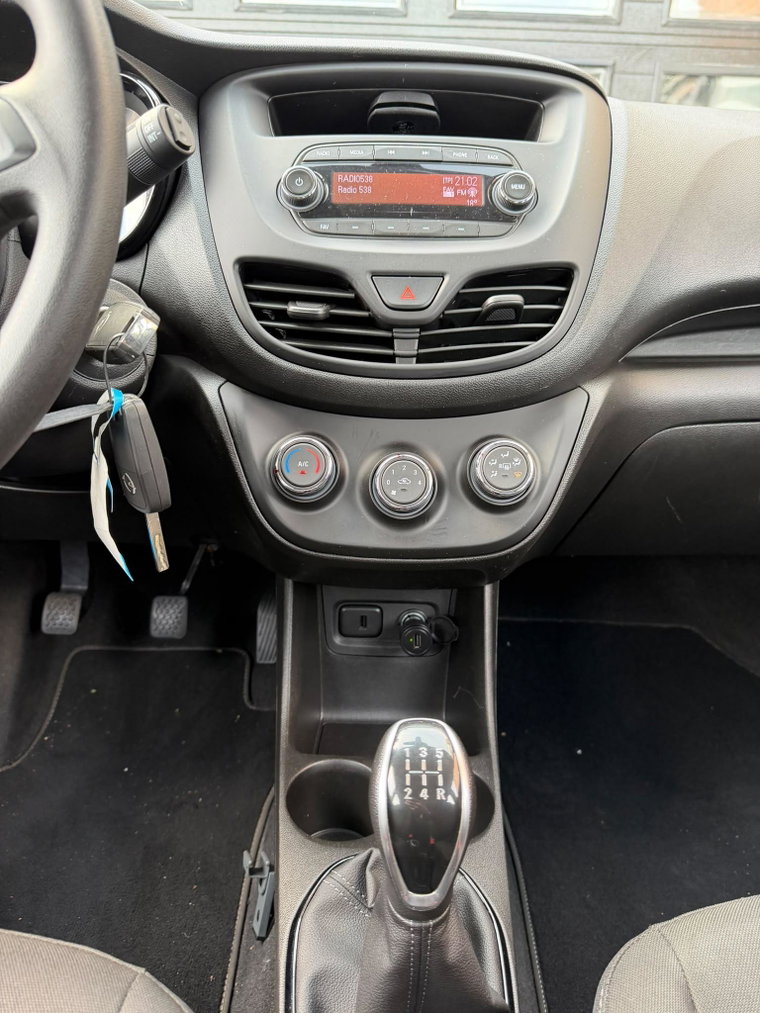 Vehicle Image 28