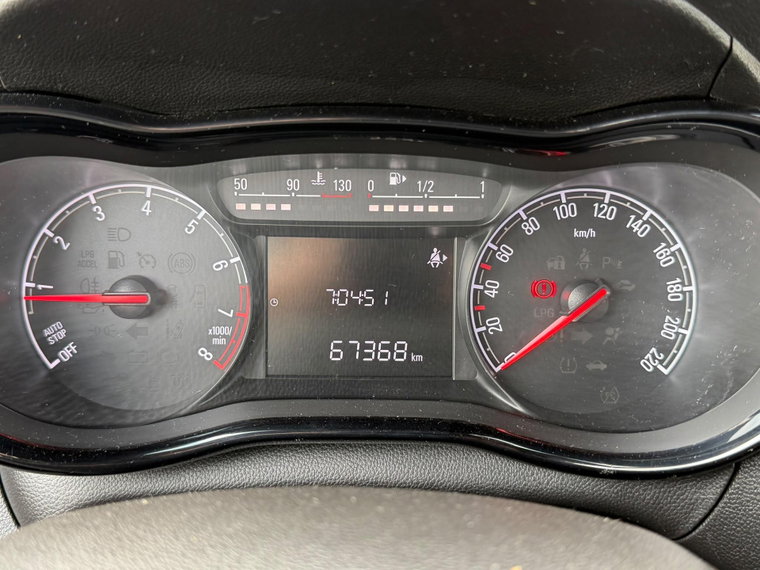 Vehicle Image 40