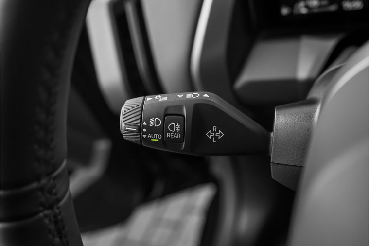 Vehicle Image 39