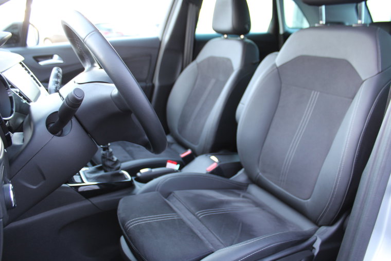 Vehicle Image 36