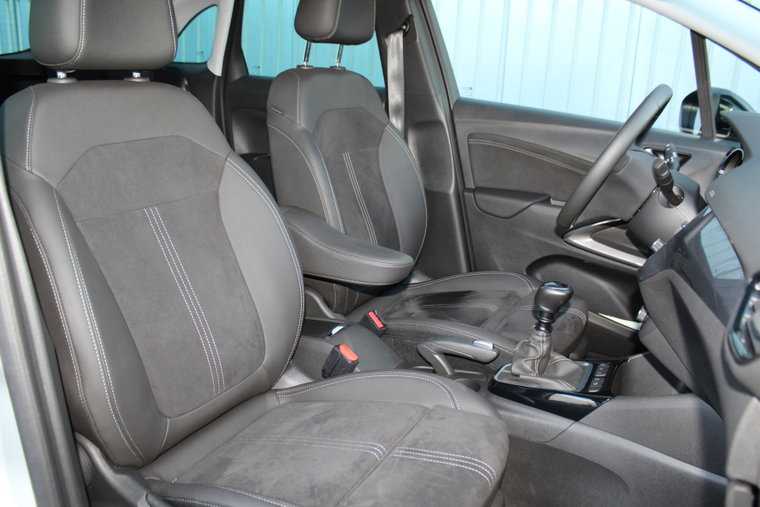 Vehicle Image 41