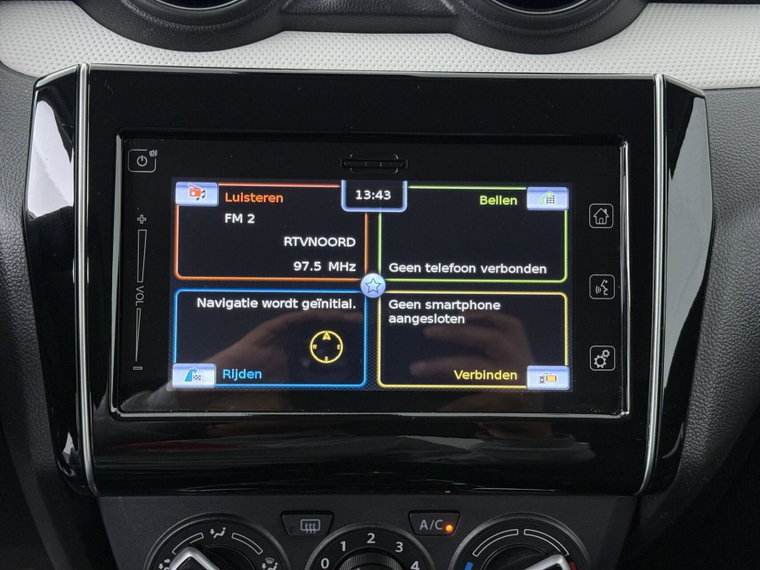 Vehicle Image 13