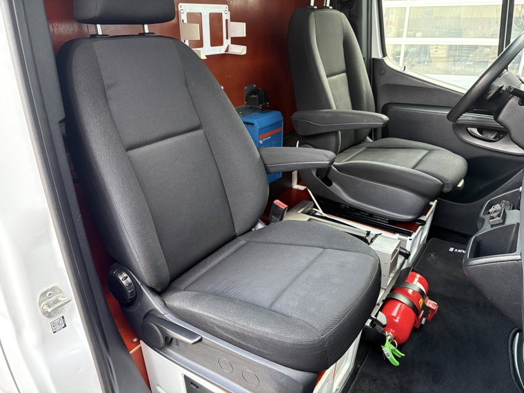 Vehicle Image 37