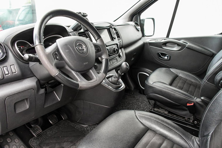 Vehicle Image 14