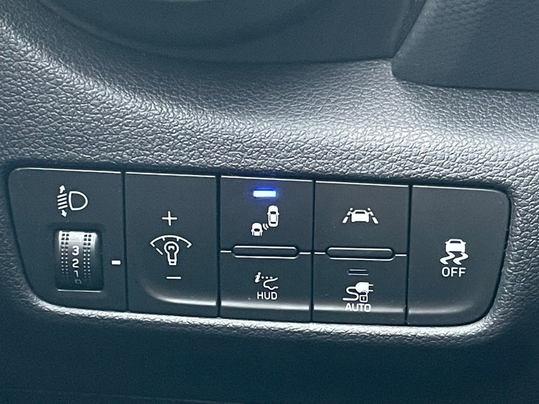 Vehicle Image 27
