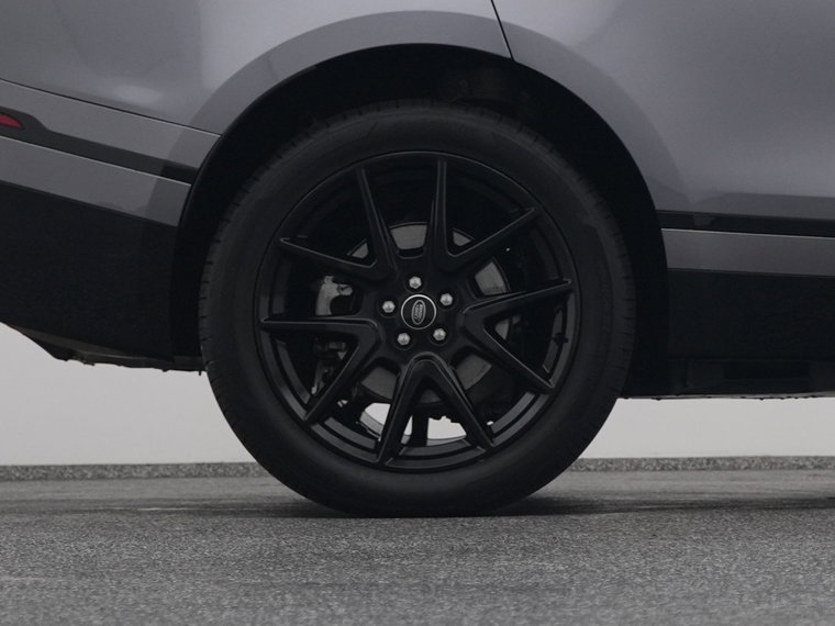 Vehicle Image 41