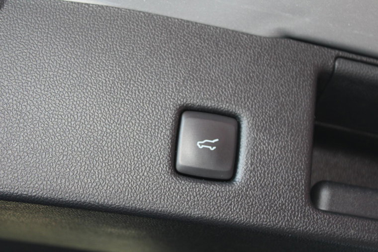 Vehicle Image 28