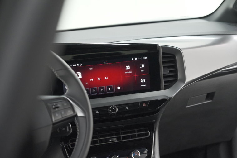 Vehicle Image 37