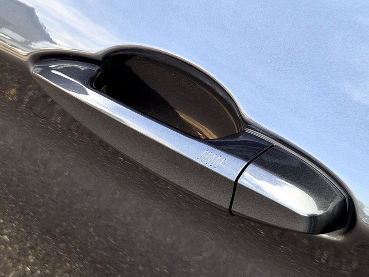 Vehicle Image 50
