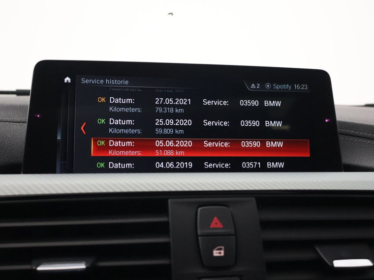 Vehicle Image 42