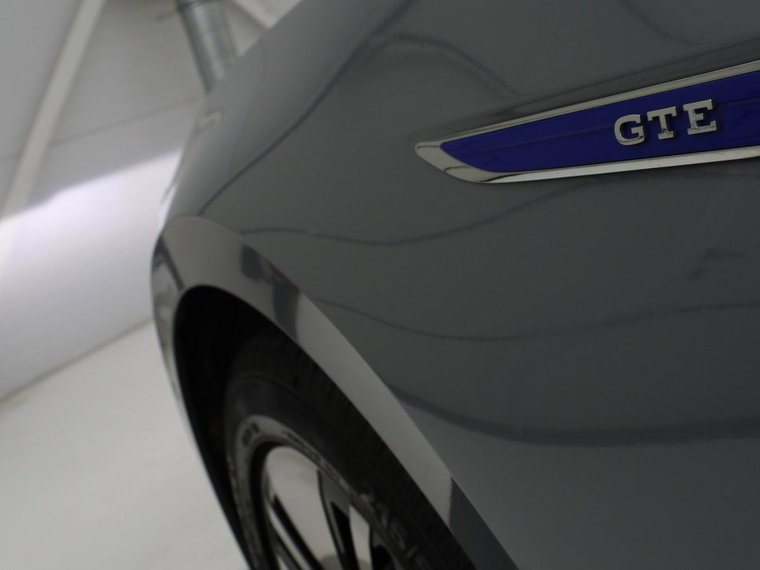 Vehicle Image 38