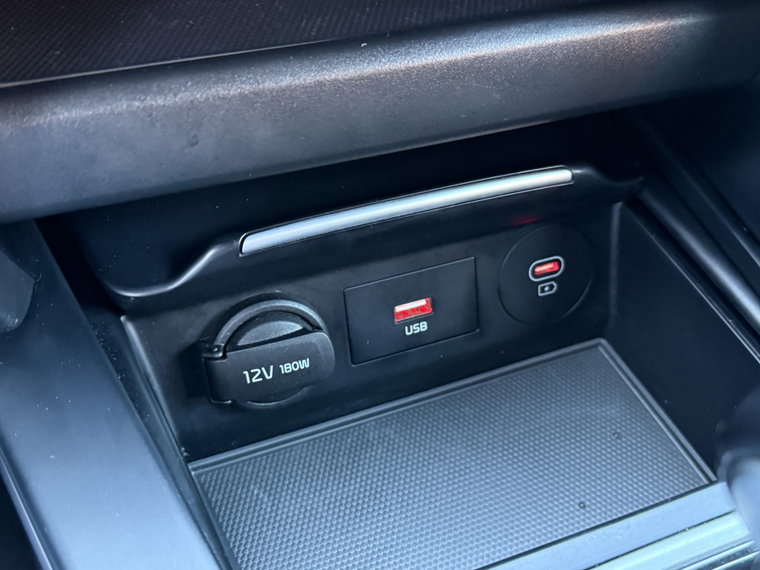 Vehicle Image 27