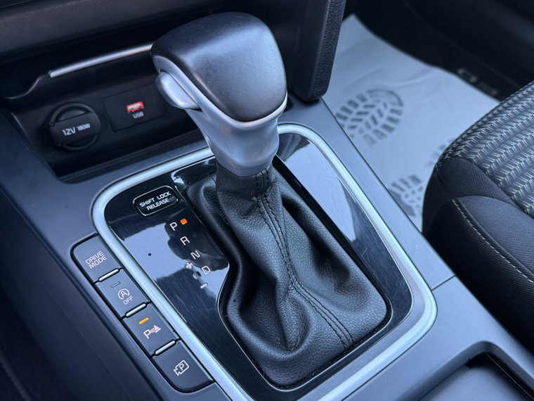 Vehicle Image 28