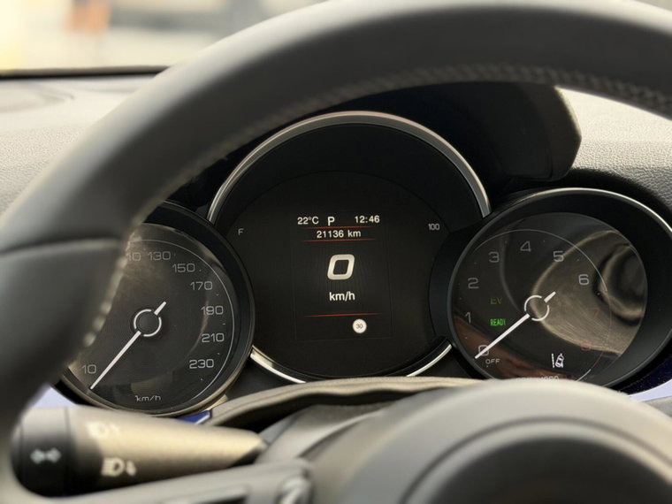 Vehicle Image 19