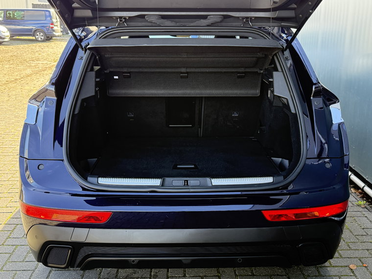 Vehicle Image 36