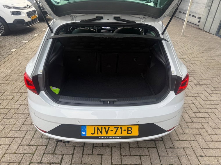 Vehicle Image 26