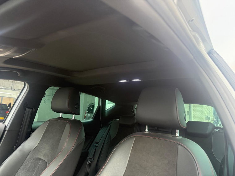 Vehicle Image 33