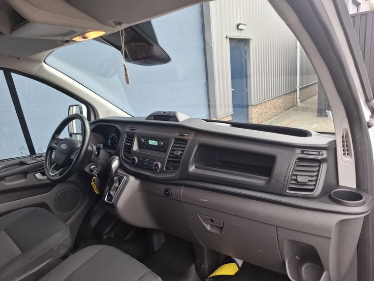 Vehicle Image 17