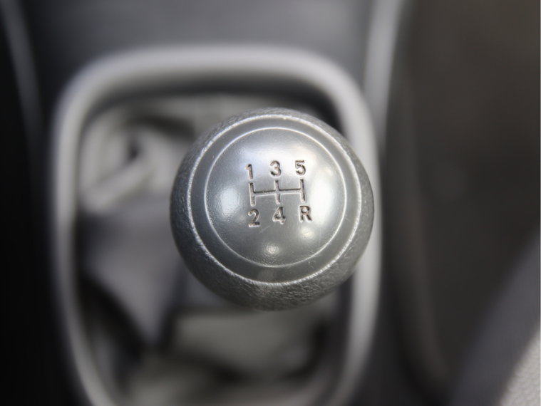 Vehicle Image 28