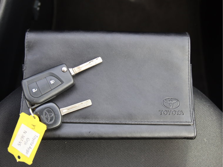 Vehicle Image 36