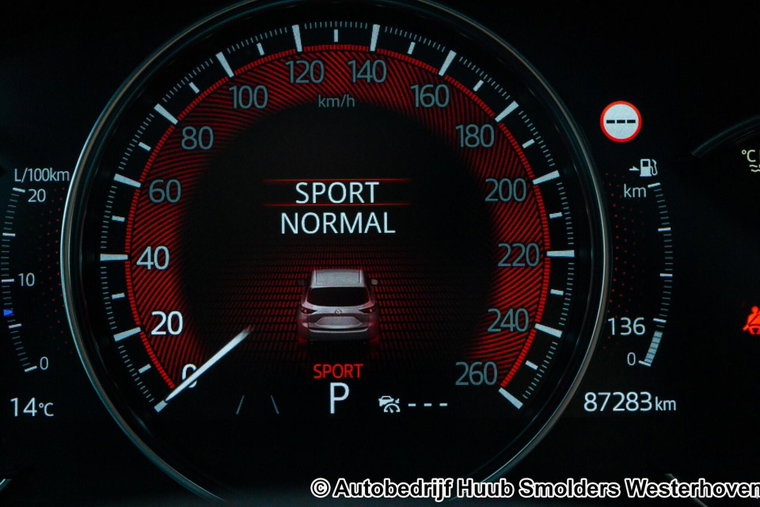 Vehicle Image 32