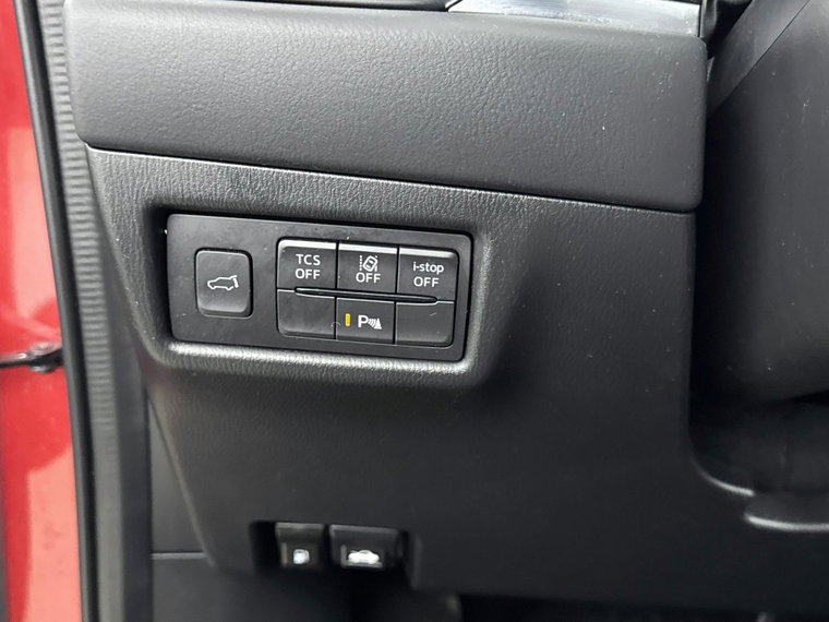 Vehicle Image 22