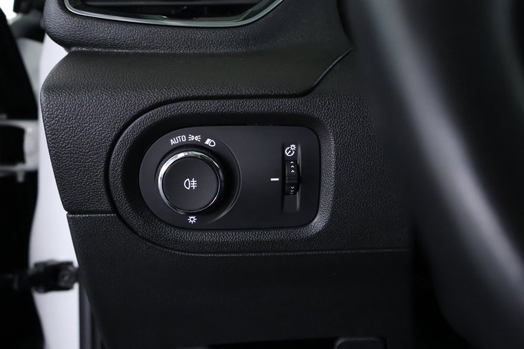 Vehicle Image 24