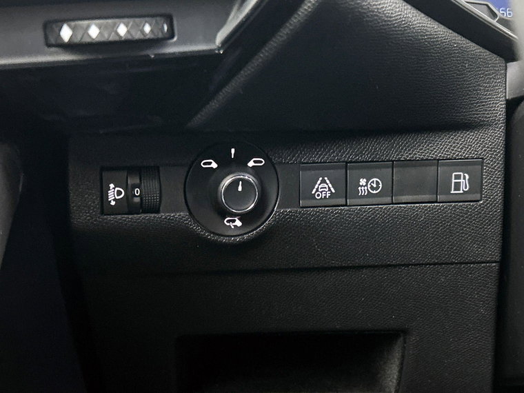 Vehicle Image 27
