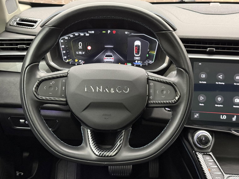 Vehicle Image 11