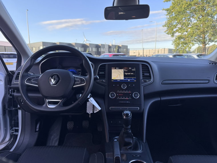 Vehicle Image 24