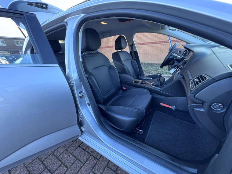 Vehicle Image 29