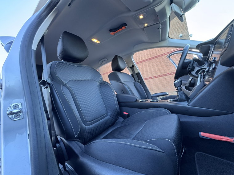 Vehicle Image 31