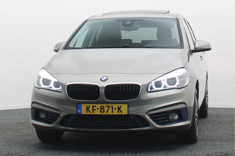 Vehicle Image 22