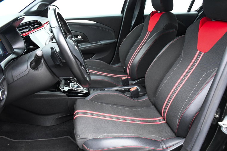 Vehicle Image 12